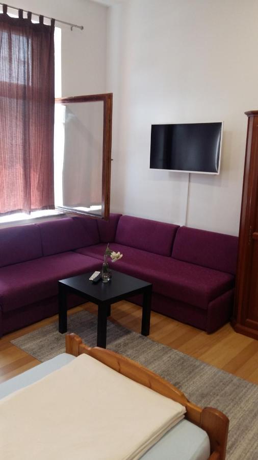 Apartment And Rooms"Tabasnice"Tuzla Centar Экстерьер фото