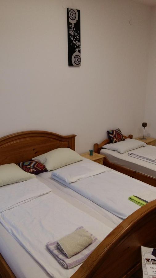 Apartment And Rooms"Tabasnice"Tuzla Centar Экстерьер фото